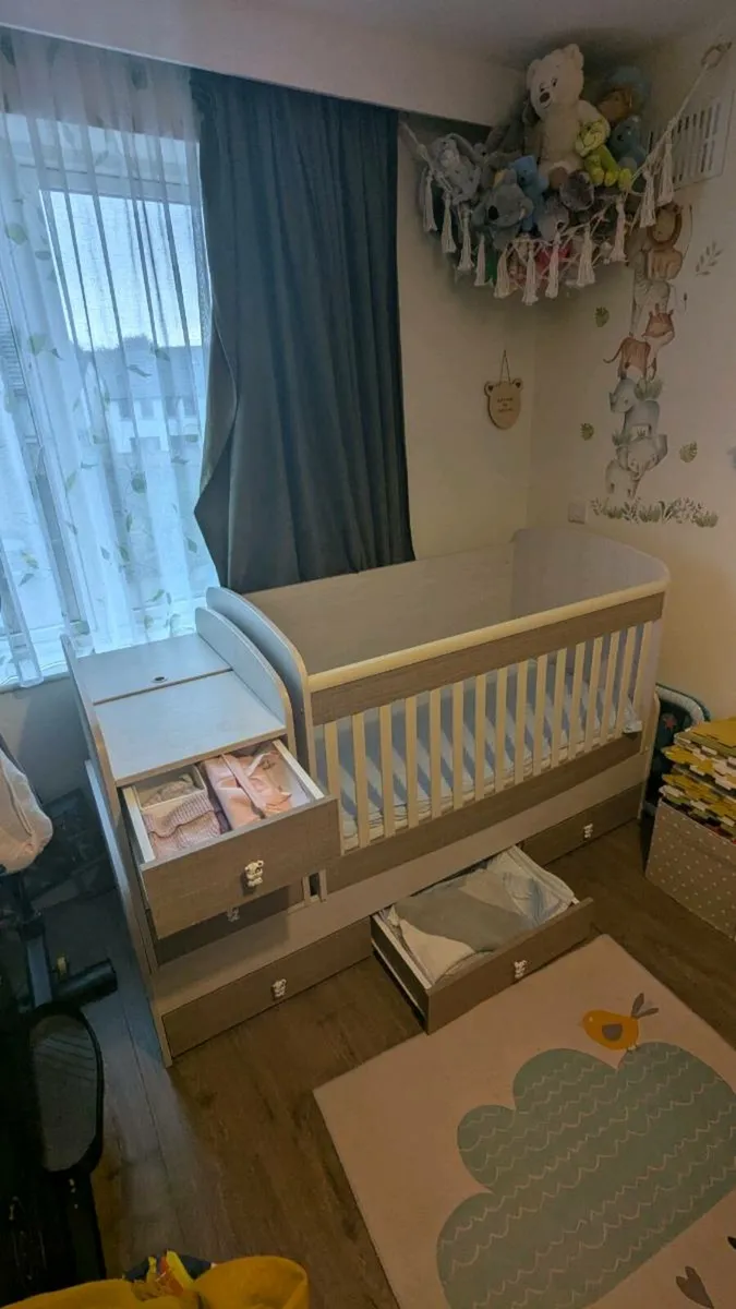Baby Cot Bed and Drawers 75x181 cm - Image 2