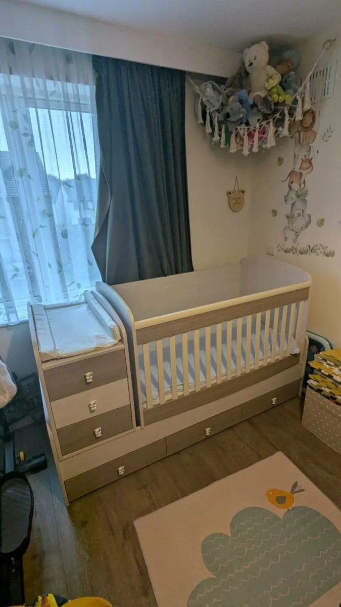 Baby Cot Bed and Drawers 75x181 cm - Image 4