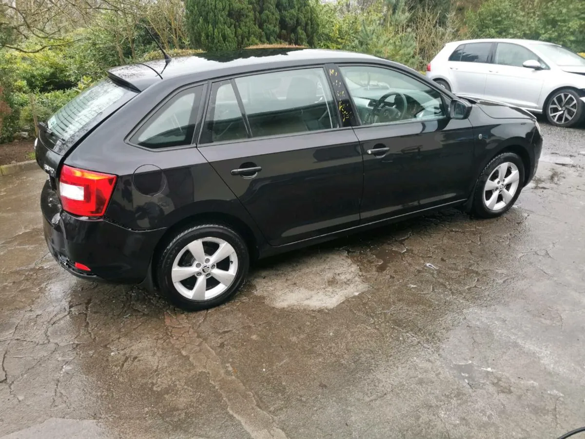 141 Skoda Rapid 1.6 tdi - Image 2