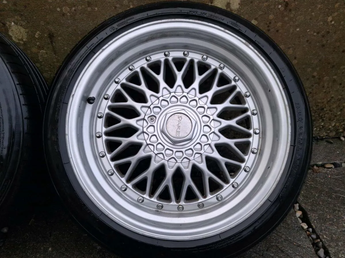 Dare bbs style 18 inch alloys - Image 1