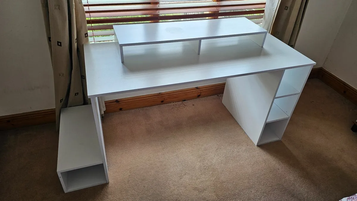 Modern White Home Office Desk with Built-in Riser - Image 3