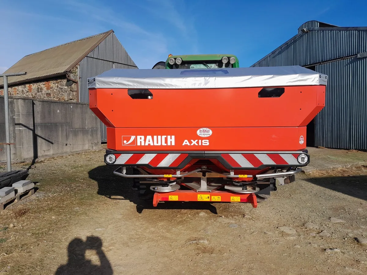 fertilizer spreader - Image 2