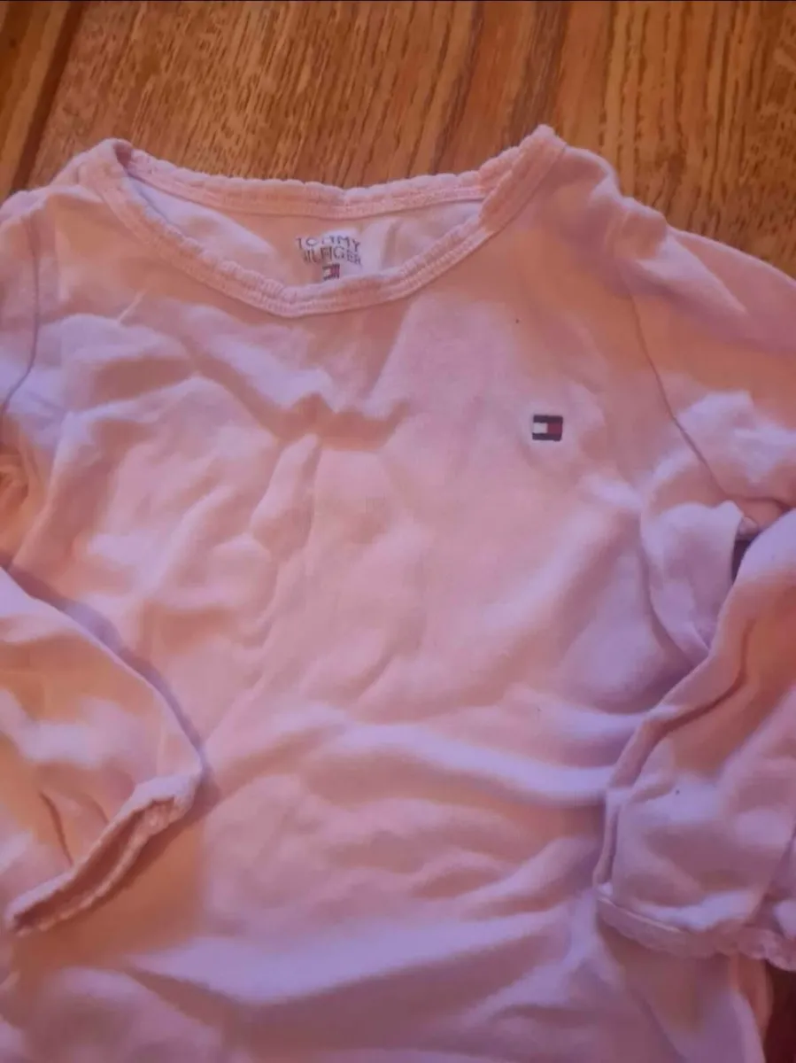 Tommy Hilfiger 6-9months girls clothing bundle - Image 3