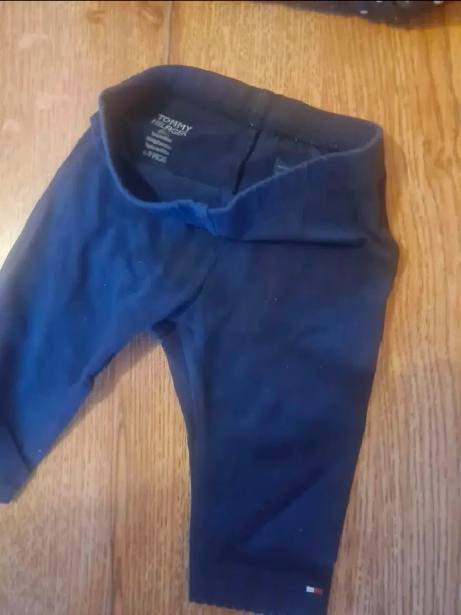 Tommy Hilfiger 6-9months girls clothing bundle - Image 4