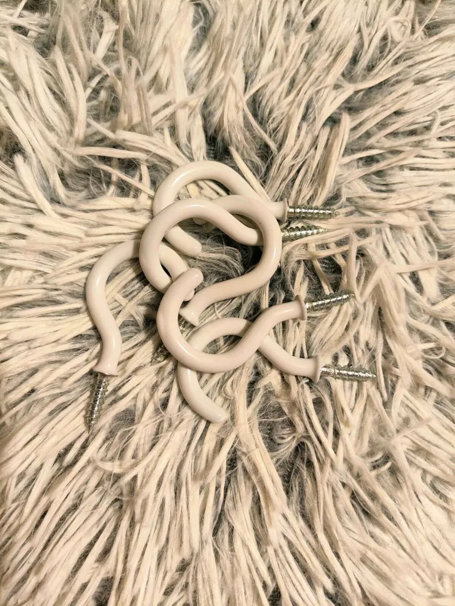 🌀 Decorative White Wall Hooks – Set of 5 - Image 1