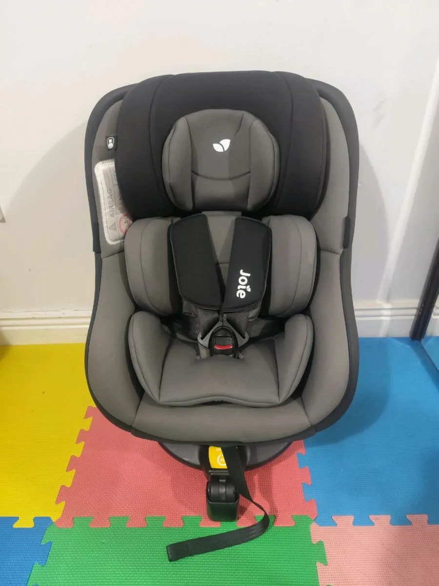 Joie spin 360 isofix car seat - Image 1