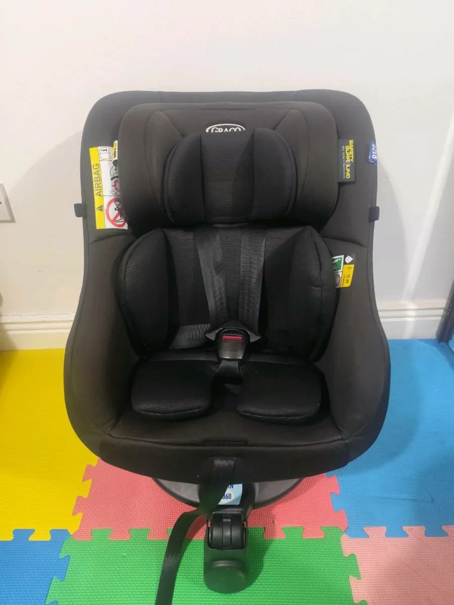 Gracco turn2Me 360 isofix car seat - Image 1