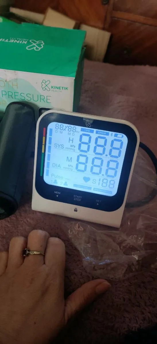 Blood pressure monitor - Image 2