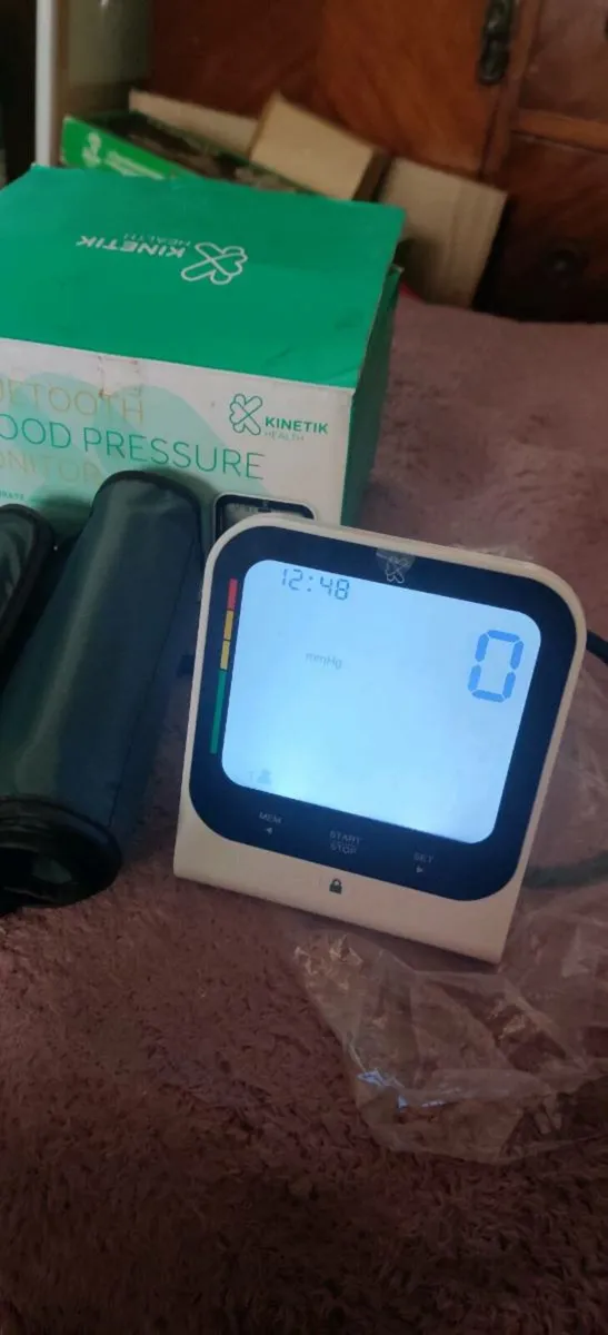 Blood pressure monitor - Image 3