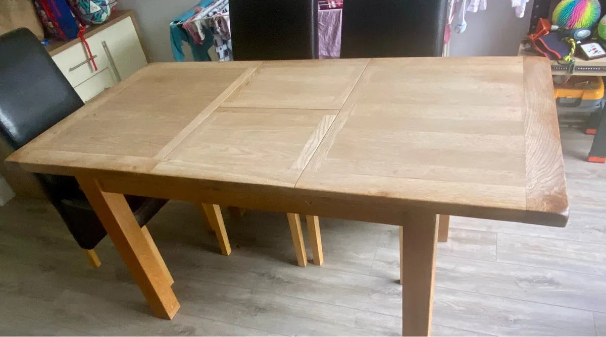 Saoirse Solid Oak Extendable Dining Table - Image 3