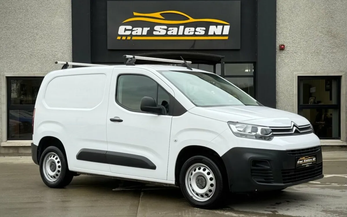 1.5 BlueHDi 1000 Enterprise Edition M Panel Van 5d - Image 1