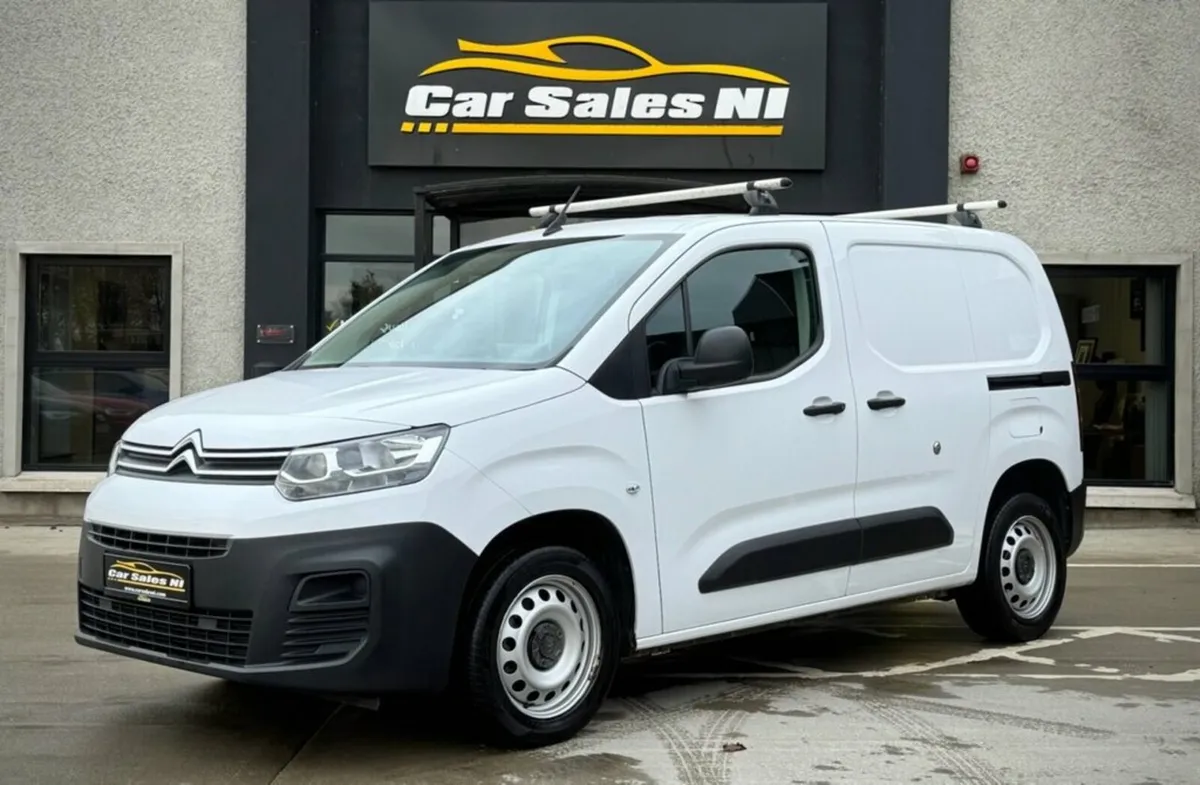 1.5 BlueHDi 1000 Enterprise Edition M Panel Van 5d - Image 2