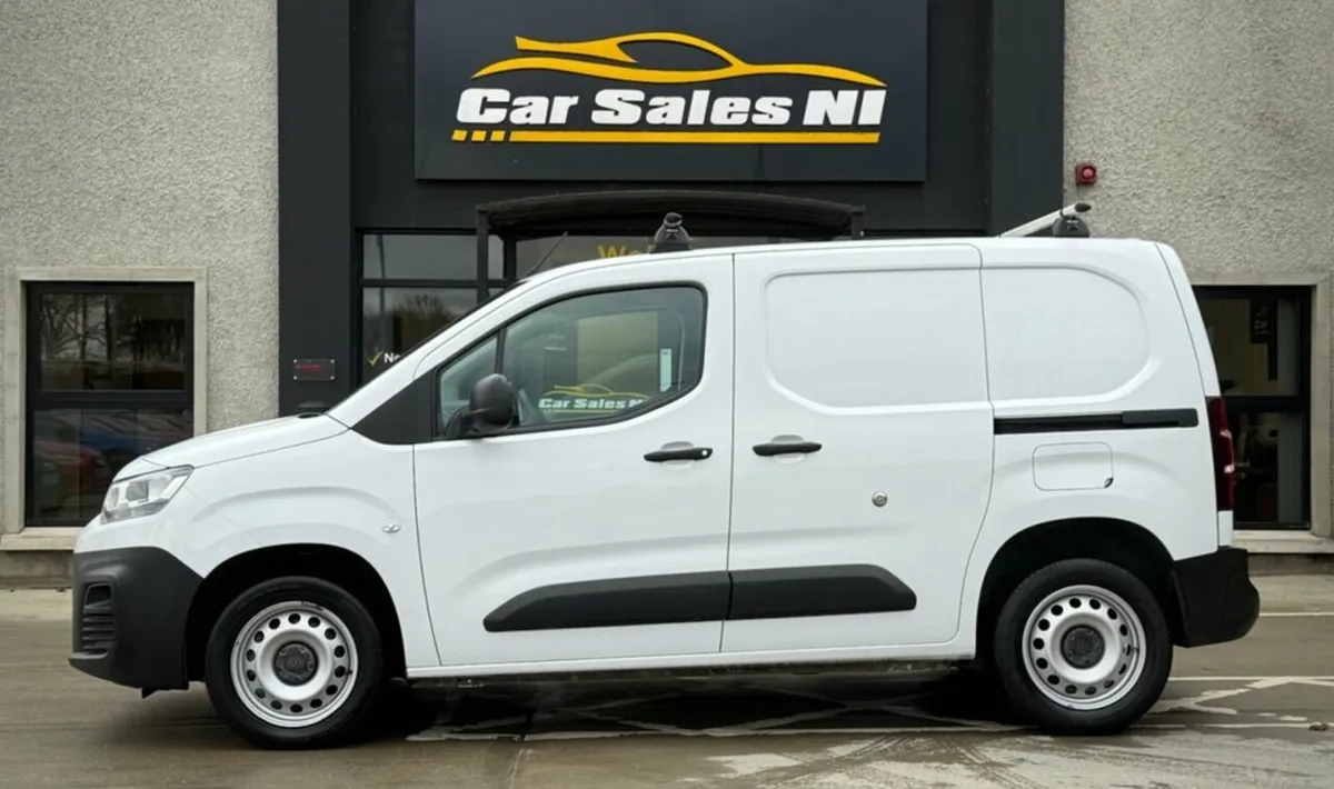 1.5 BlueHDi 1000 Enterprise Edition M Panel Van 5d - Image 3