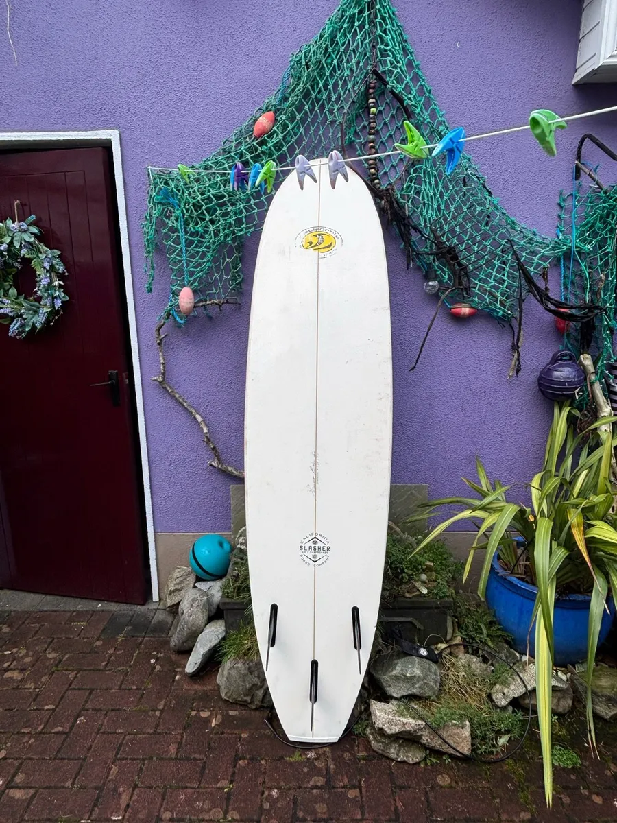 Surfboard - Image 2
