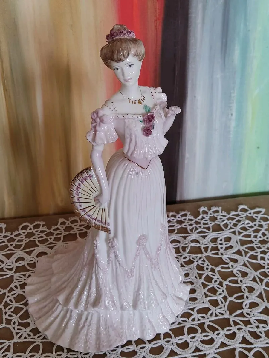 Vintage Coalport figurine named 'Lady Rose - Image 1
