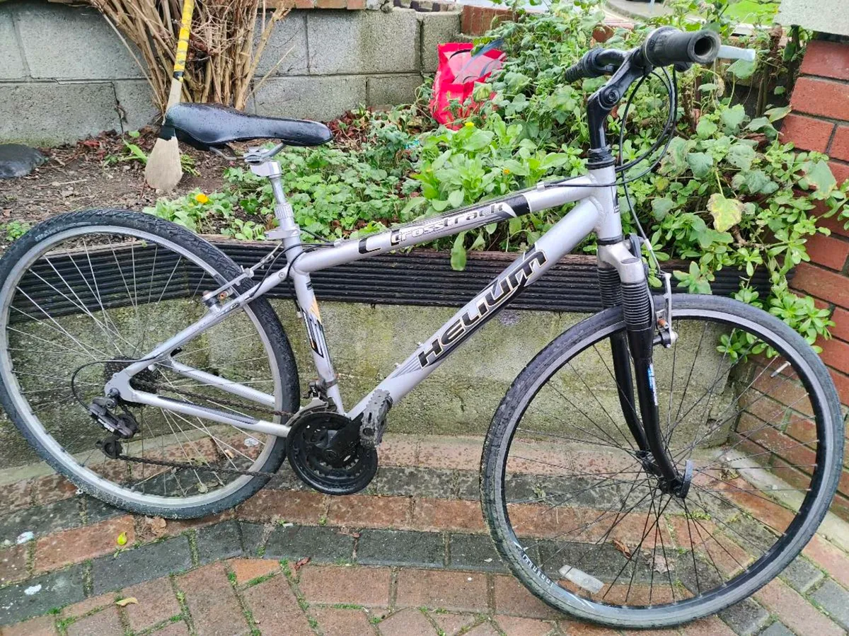 Adult Hybrid bike - Image 2