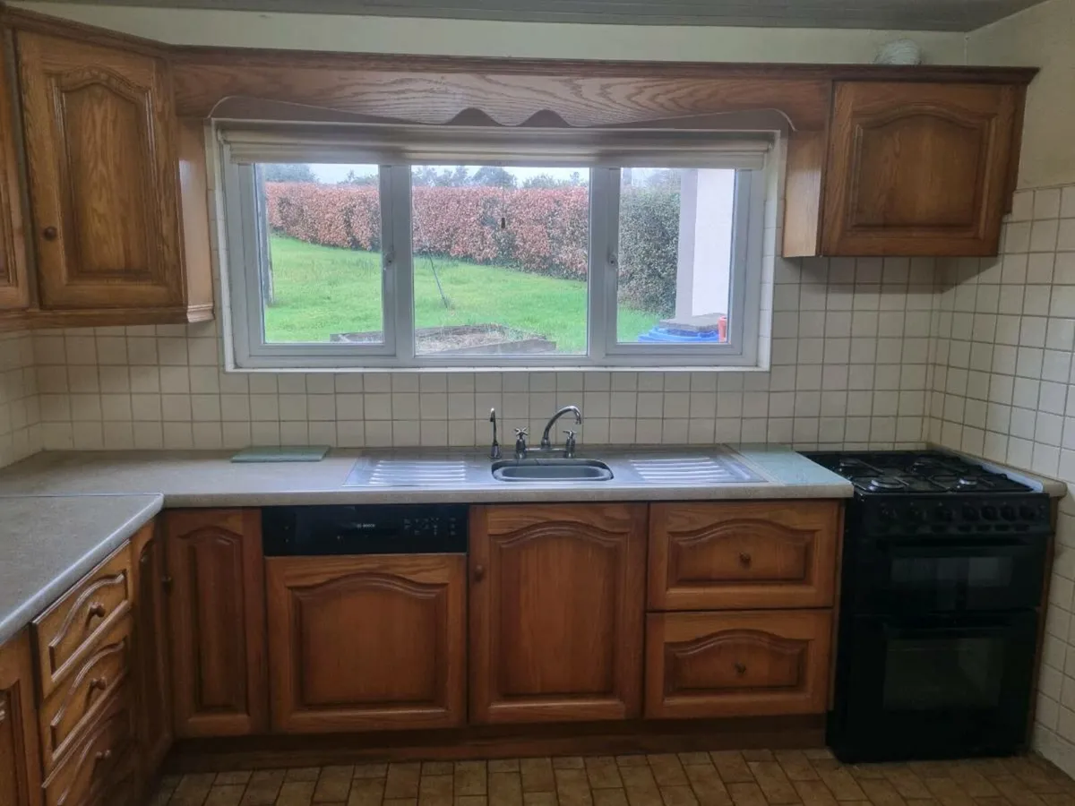 Kitchens Units - Image 2