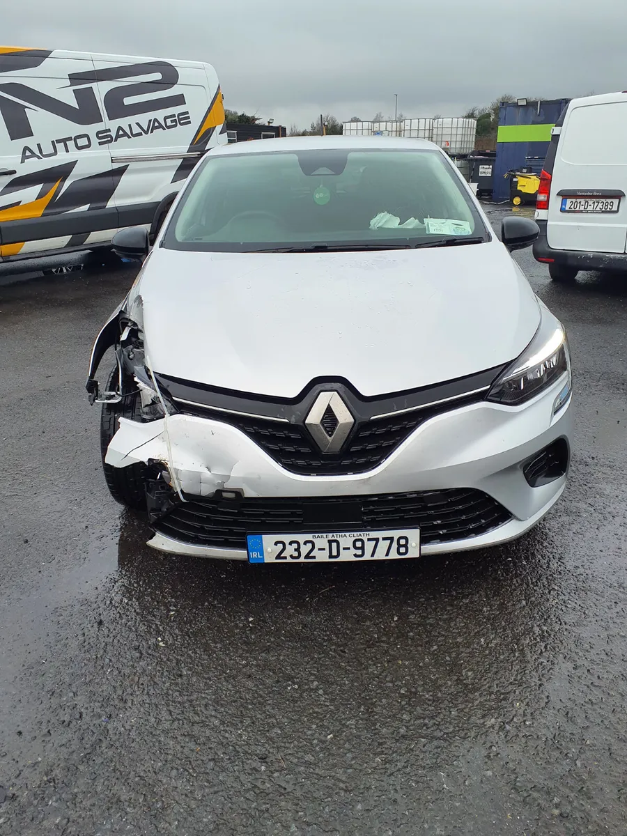 Renault Clio 2023 damage  Driving - Image 1