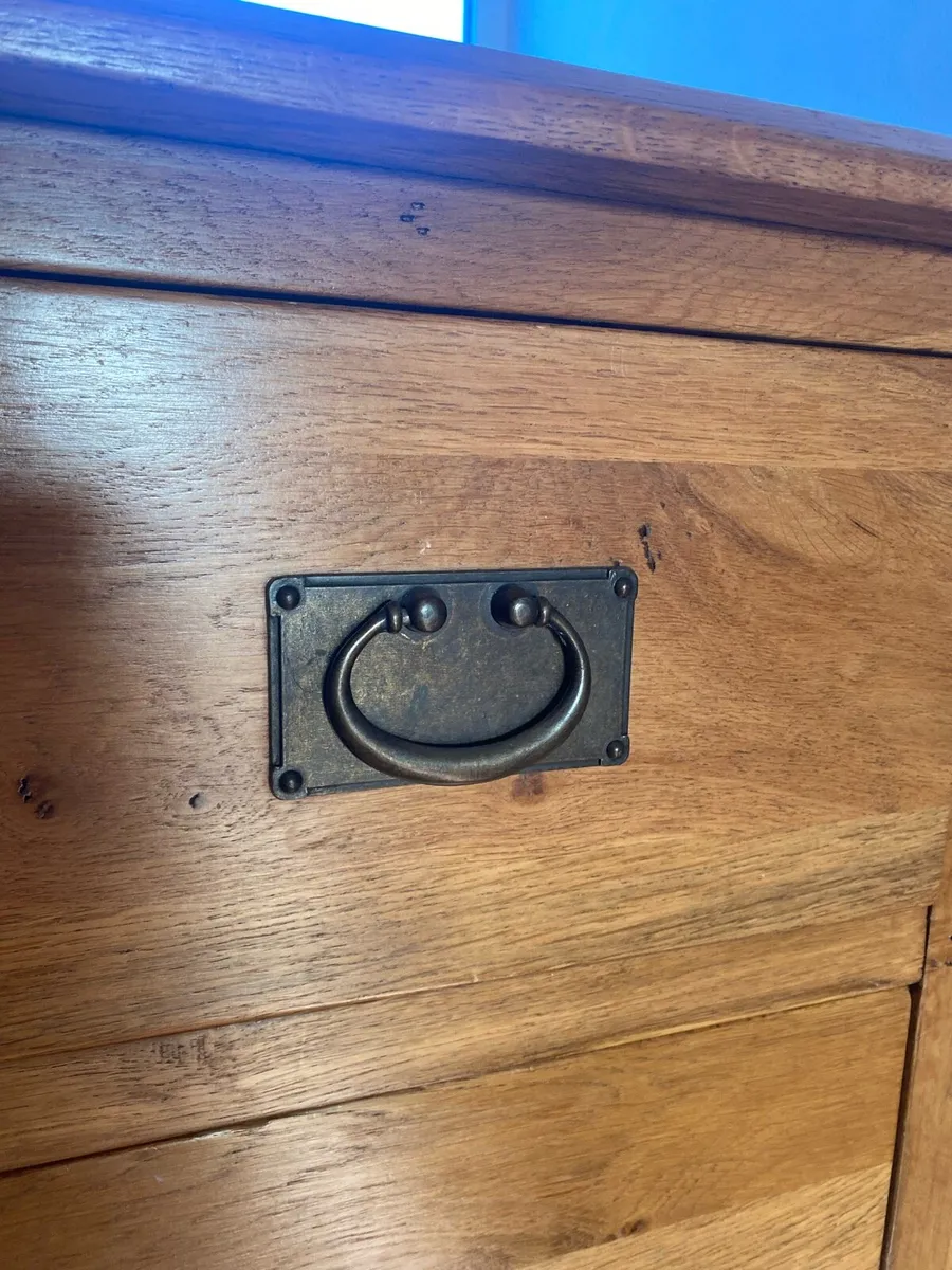 Oak chest of drawers - Image 4