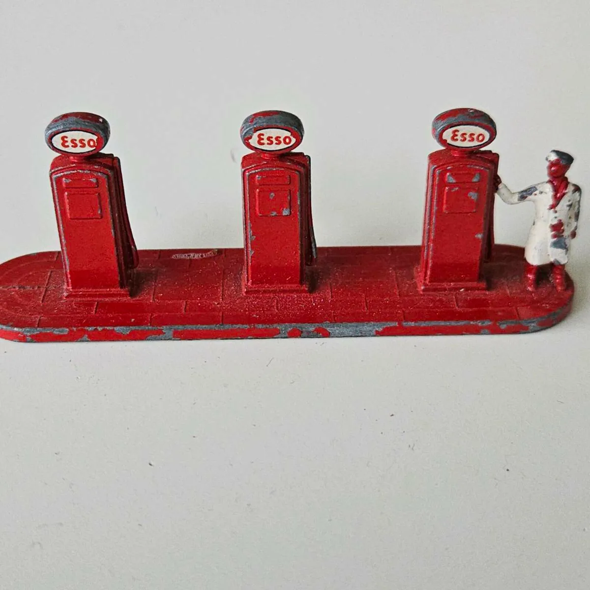 Lesney esso fuel pump - Image 2