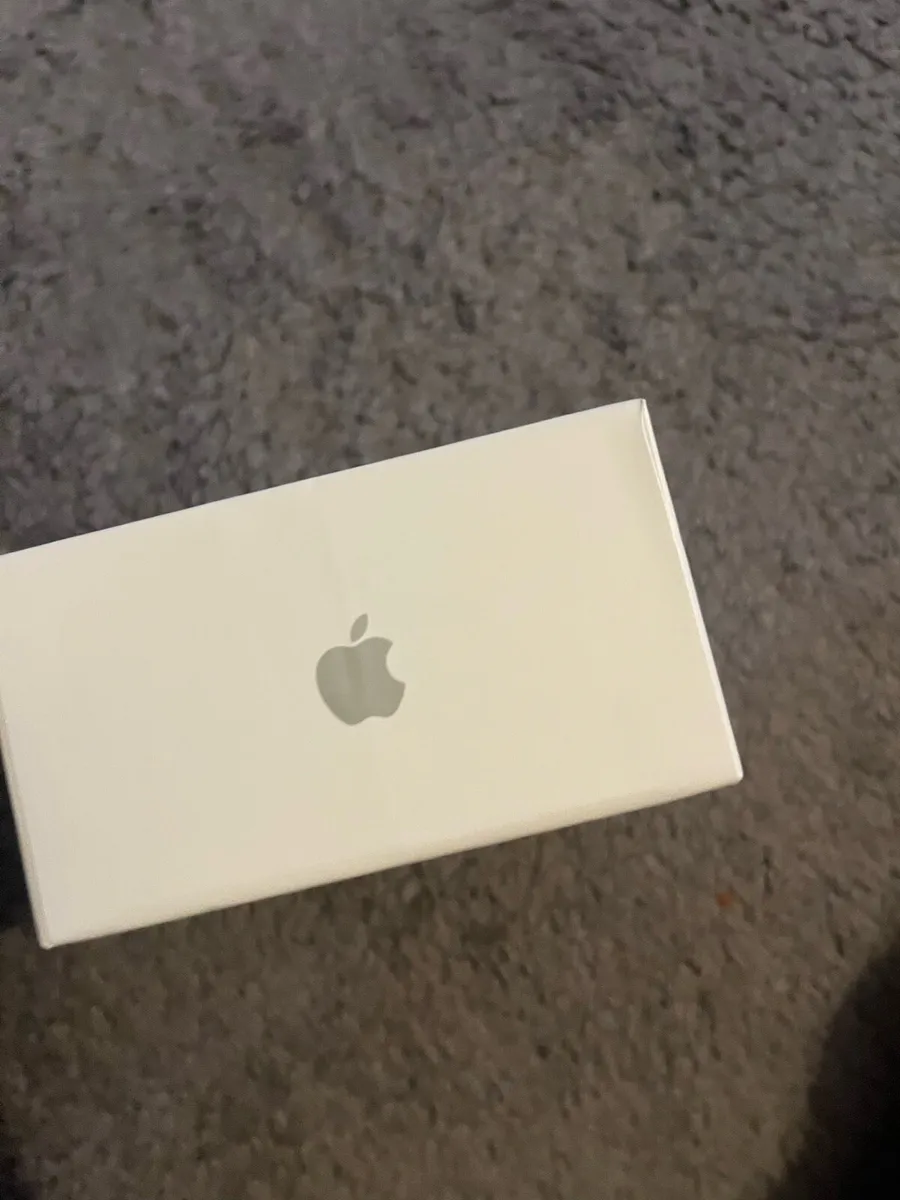 Apple AirPods Pro 3 - Image 3