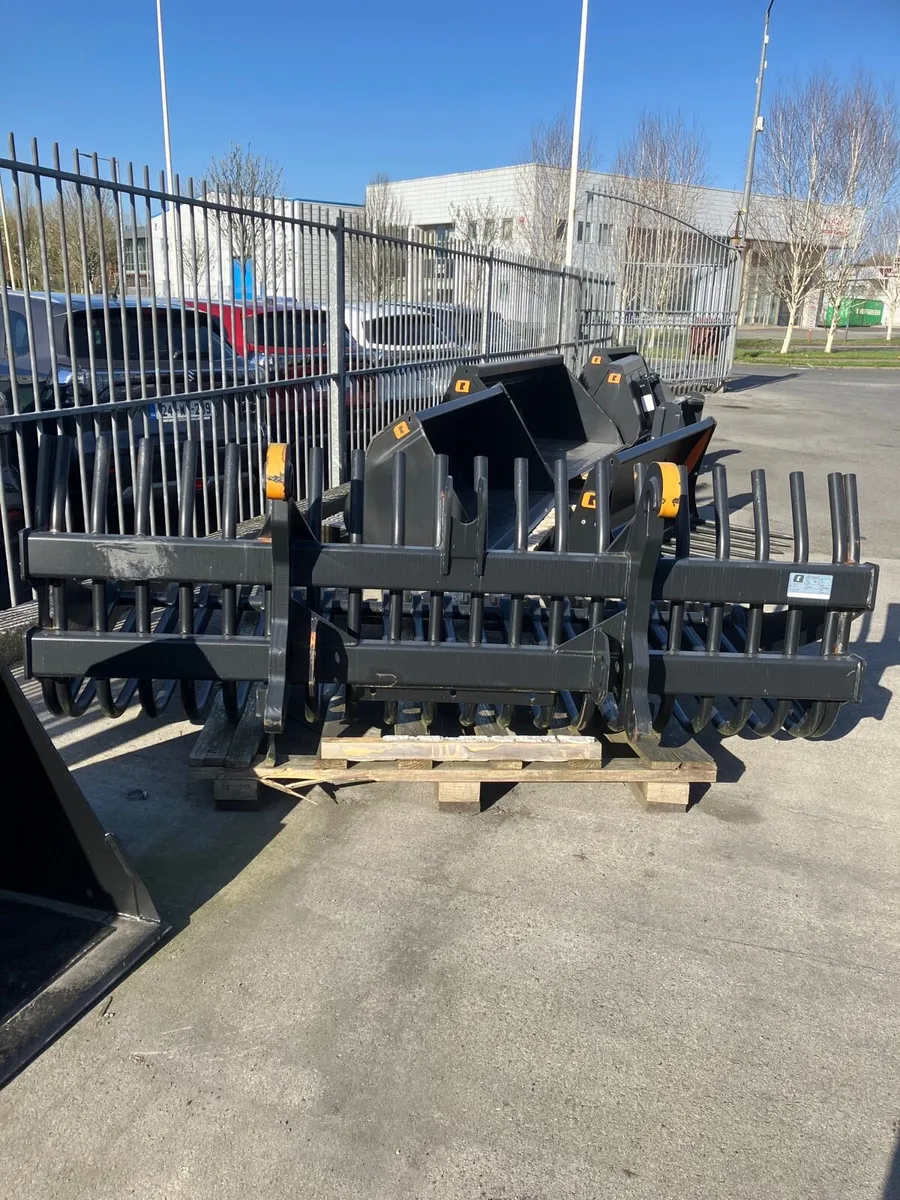 Stone fork - Image 1