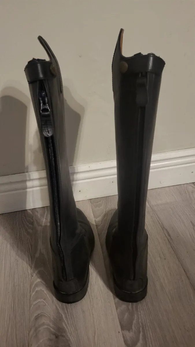 Horse riding boots - Image 2