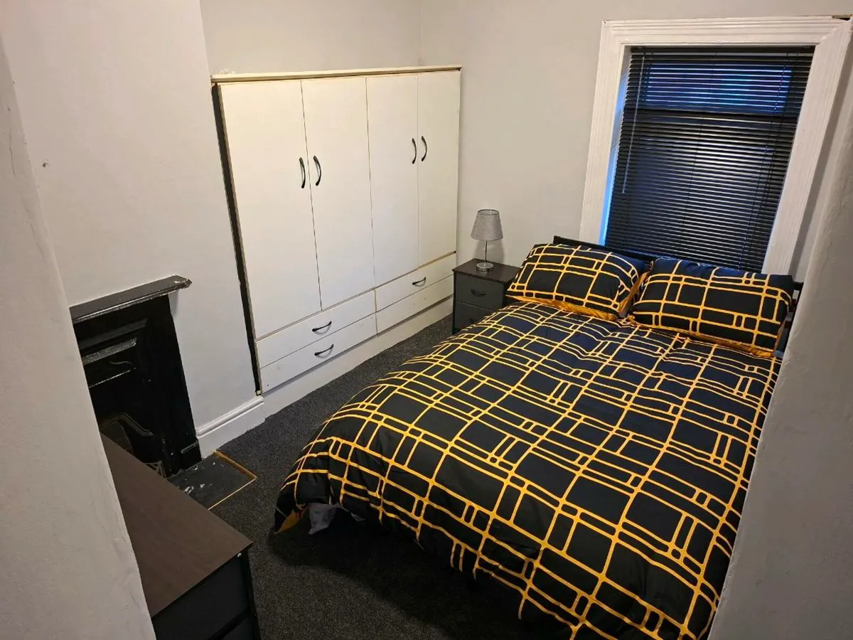 Room to rent Drogheda-Short walk to both hospitals - Image 1