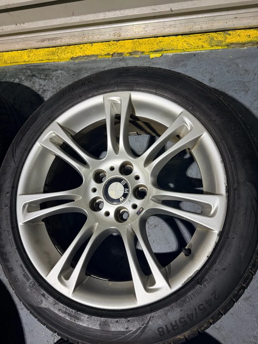 18” Genuine F10 BMW M SPORT Alloys and tyres - Image 2