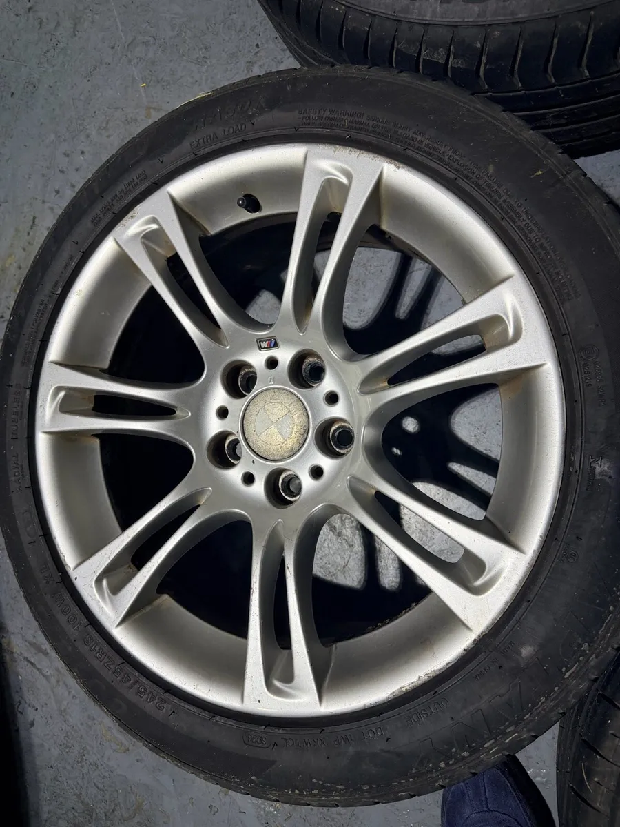 18” Genuine F10 BMW M SPORT Alloys and tyres - Image 4
