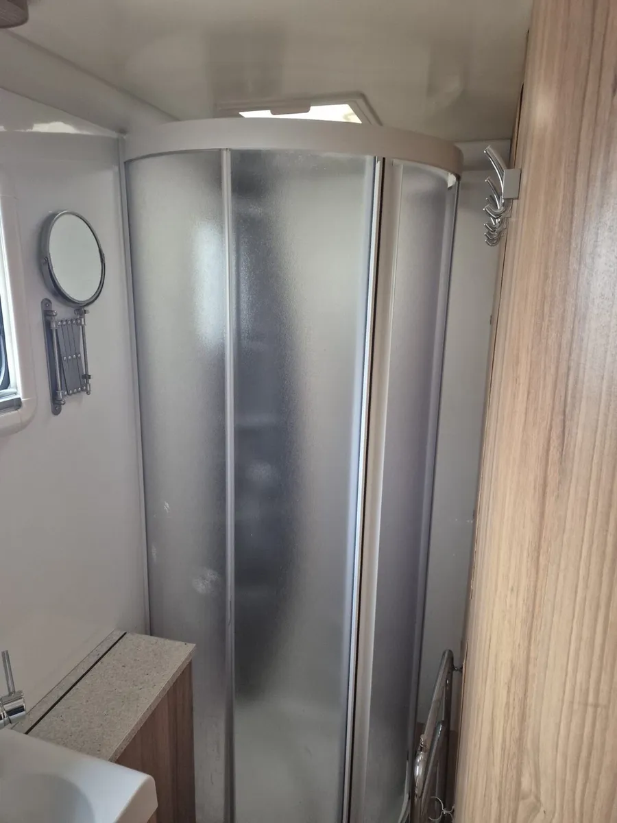 Bailey unicorn Valencia 4 berth fixed bedroom - Image 4