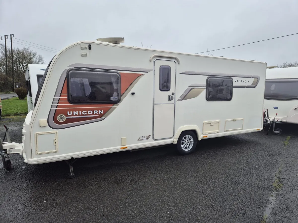 Bailey unicorn Valencia 4 berth fixed bedroom - Image 1