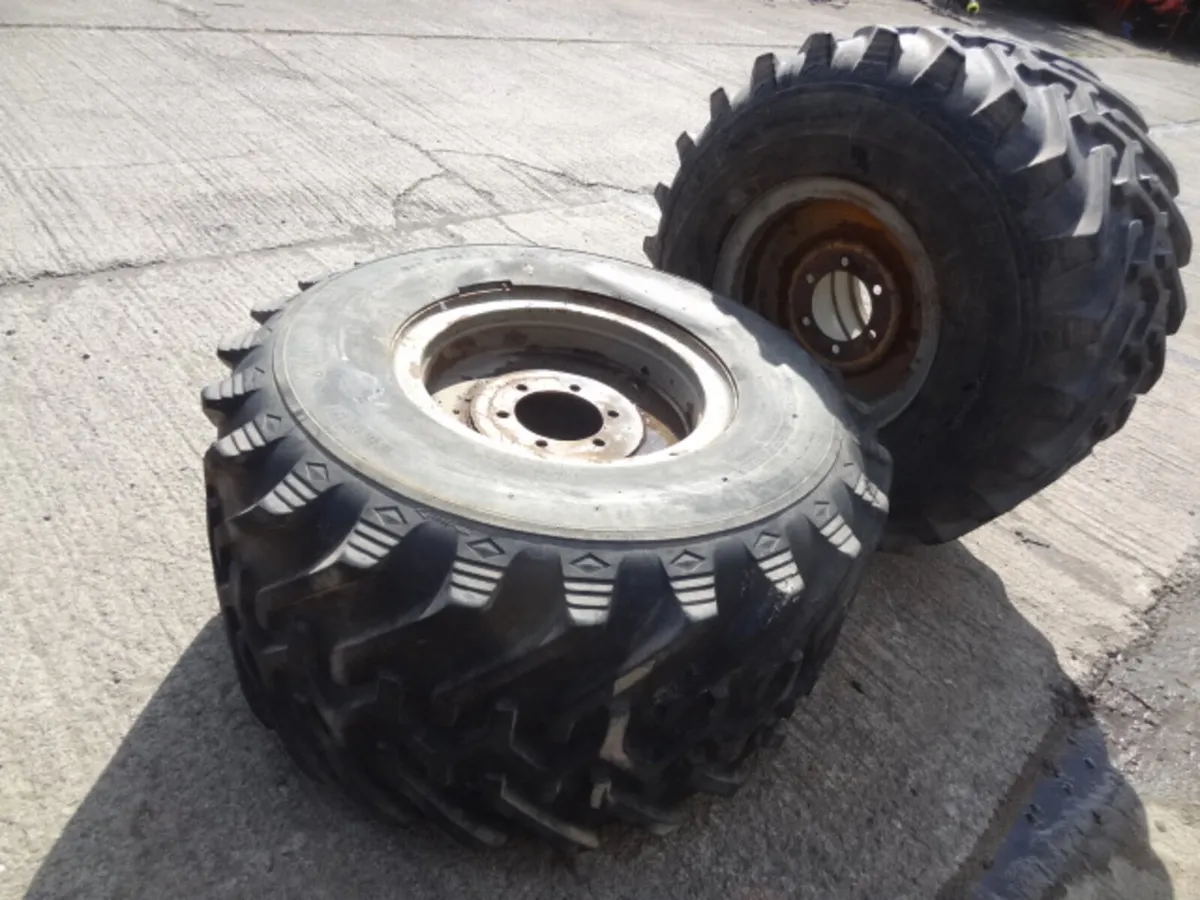 Goodyear 48x25.00-20 Wheels - Image 3