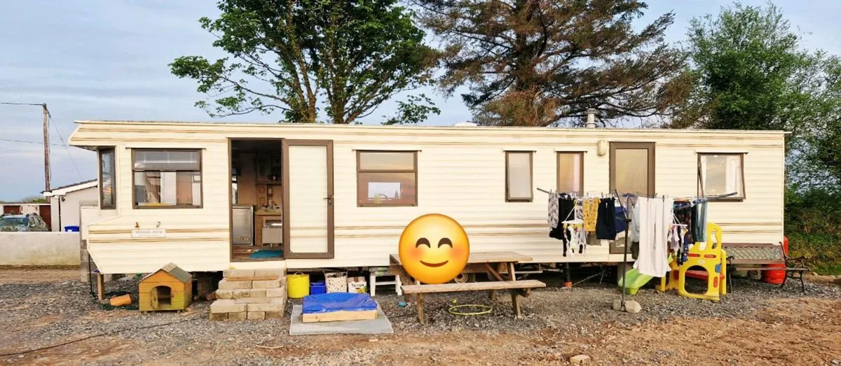 Mobile home 35ft X 12ft - Image 1
