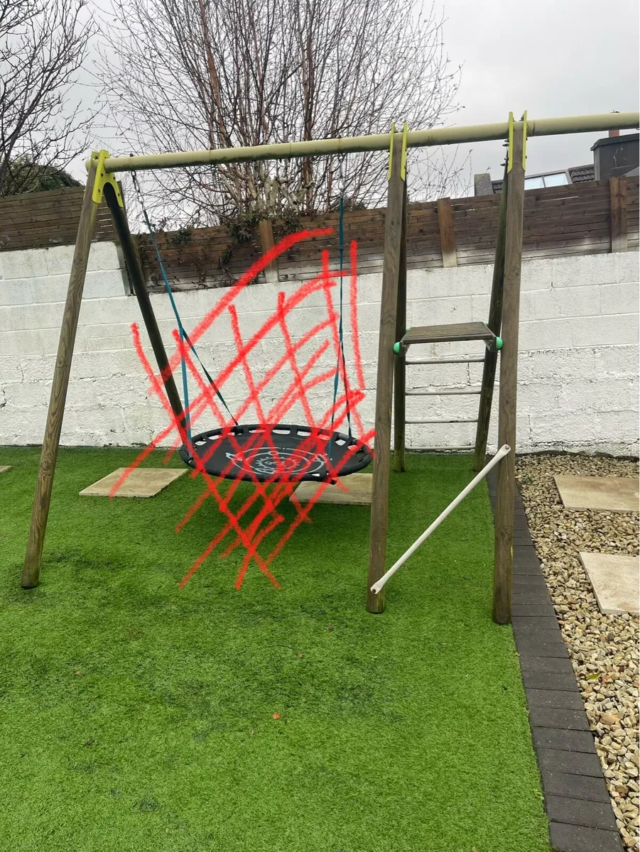 Free wood swing frame no swing included - Image 3