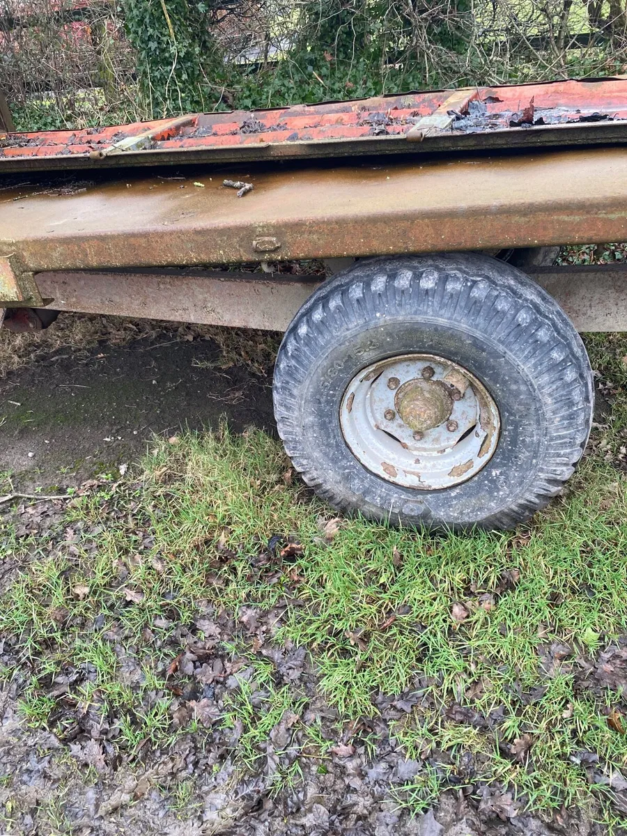 Farm tipping trailer machinery - Image 2
