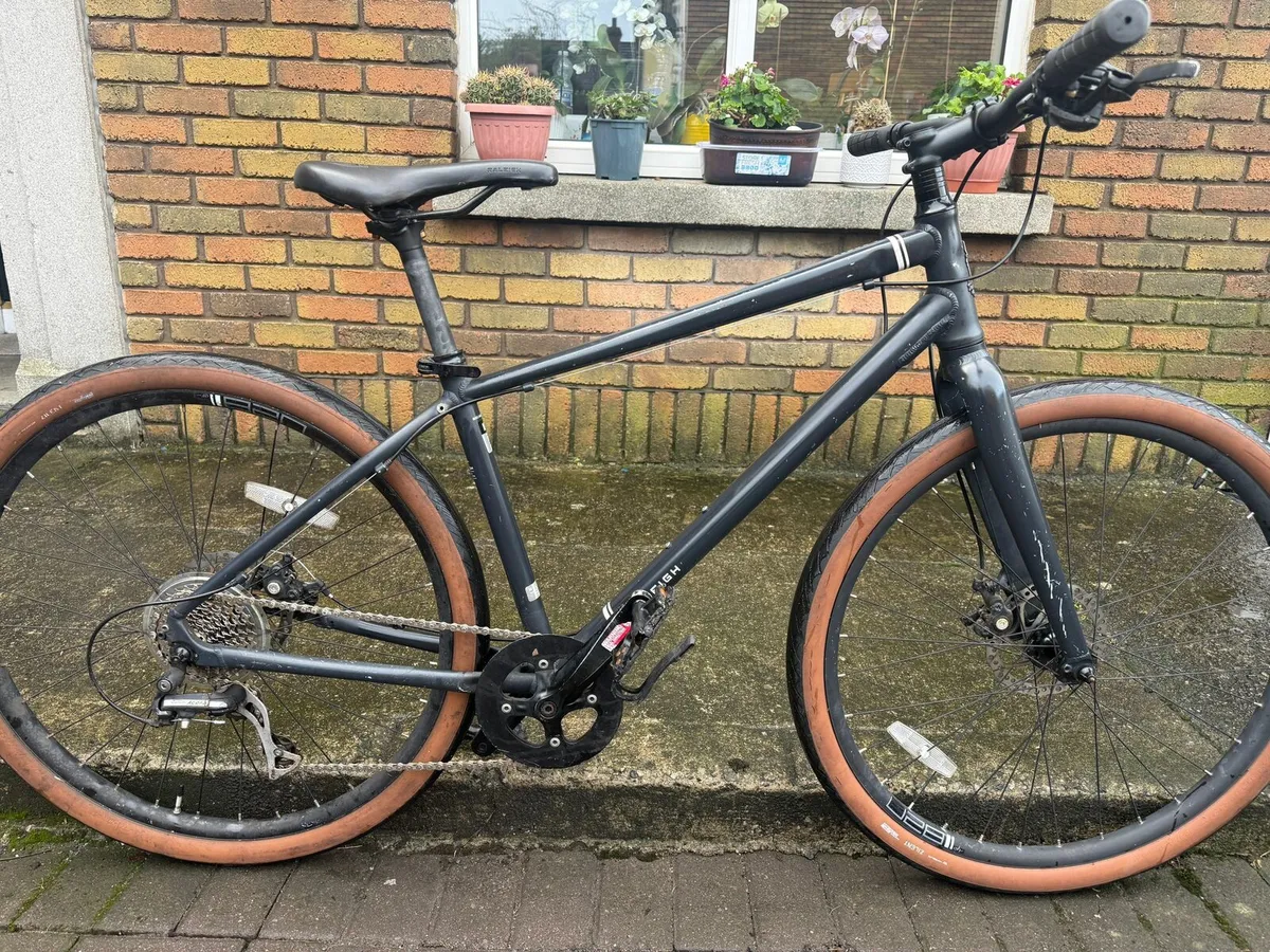 Raleigh Hybrid Bike - Image 2