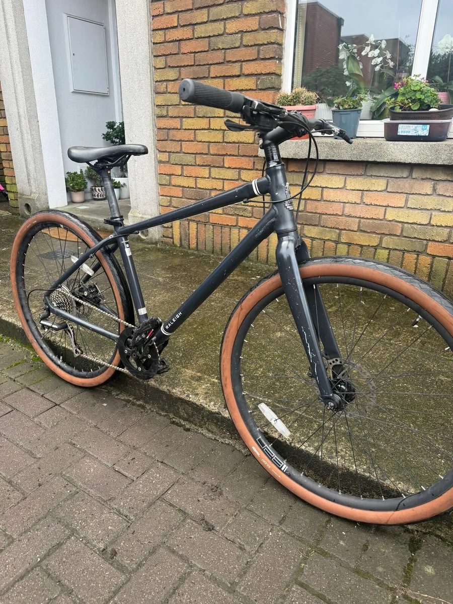 Raleigh Hybrid Bike - Image 3