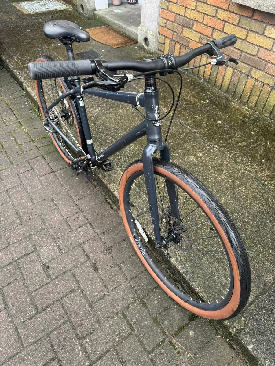 Raleigh Hybrid Bike - Image 4