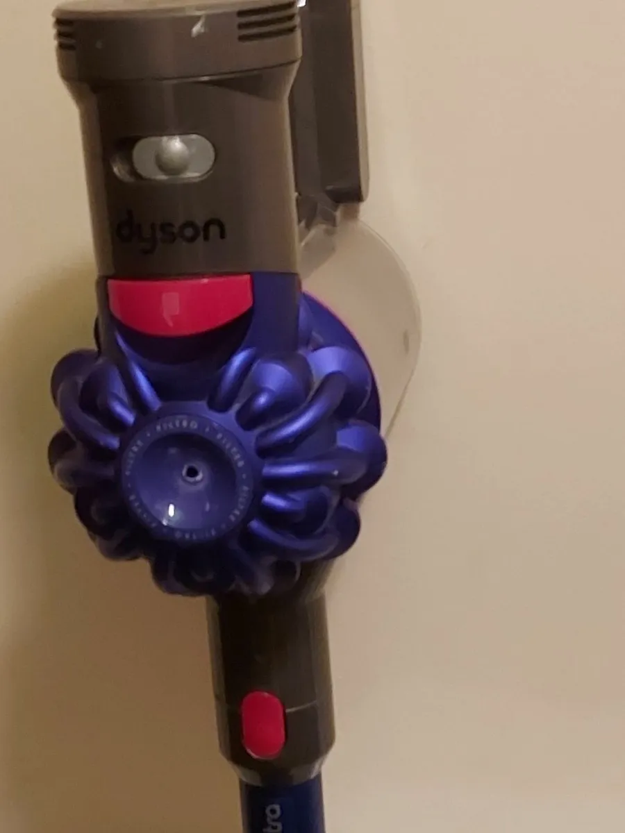Dyson V7 motorhead extra vacuum cleaner - Image 3