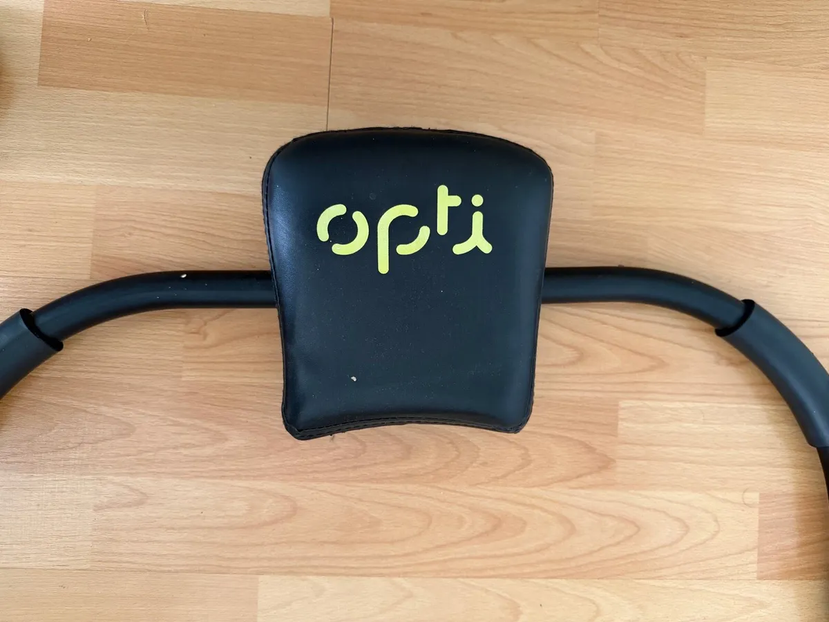 Ab exerciser - Image 3