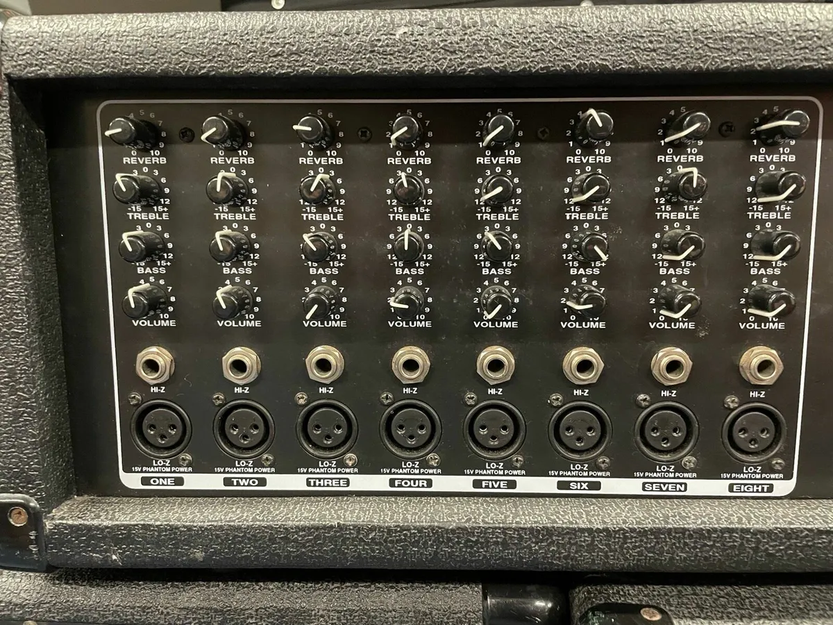 Kustom 160w PA System - Image 2