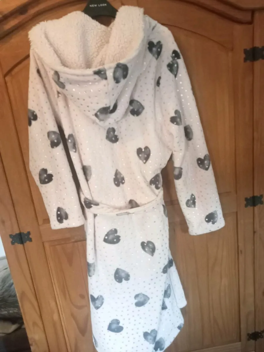 Ladies dressing gowns x 2 size 10 free - Image 2