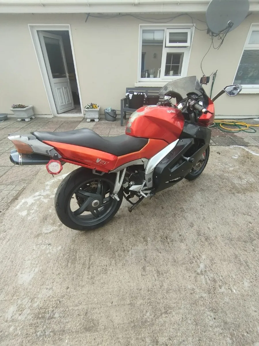 Aprilia Futura RST1000 2001 - Image 3