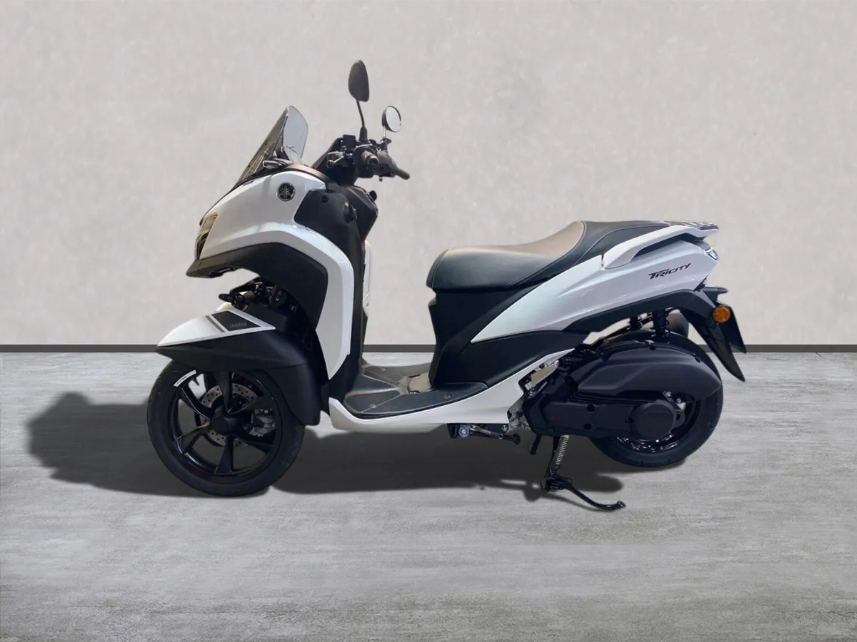 Yamaha Tricity 125cc Scooter-Special Offer/NI Reg - Image 2