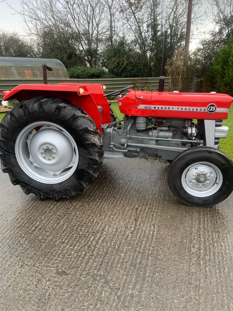 Massy Ferguson 135 - Image 1
