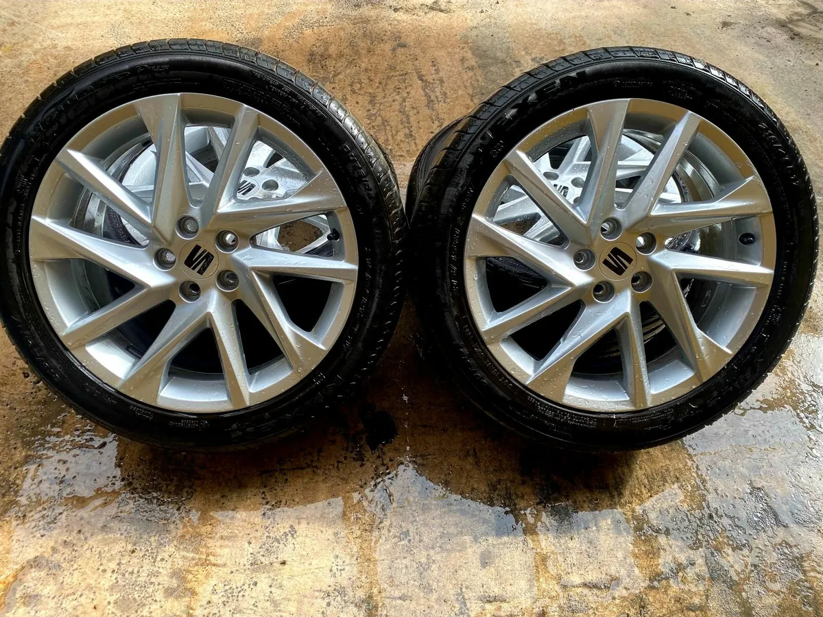 Genuine 5x112 Leon 17inch Alloys + Tyres Like New - Image 1