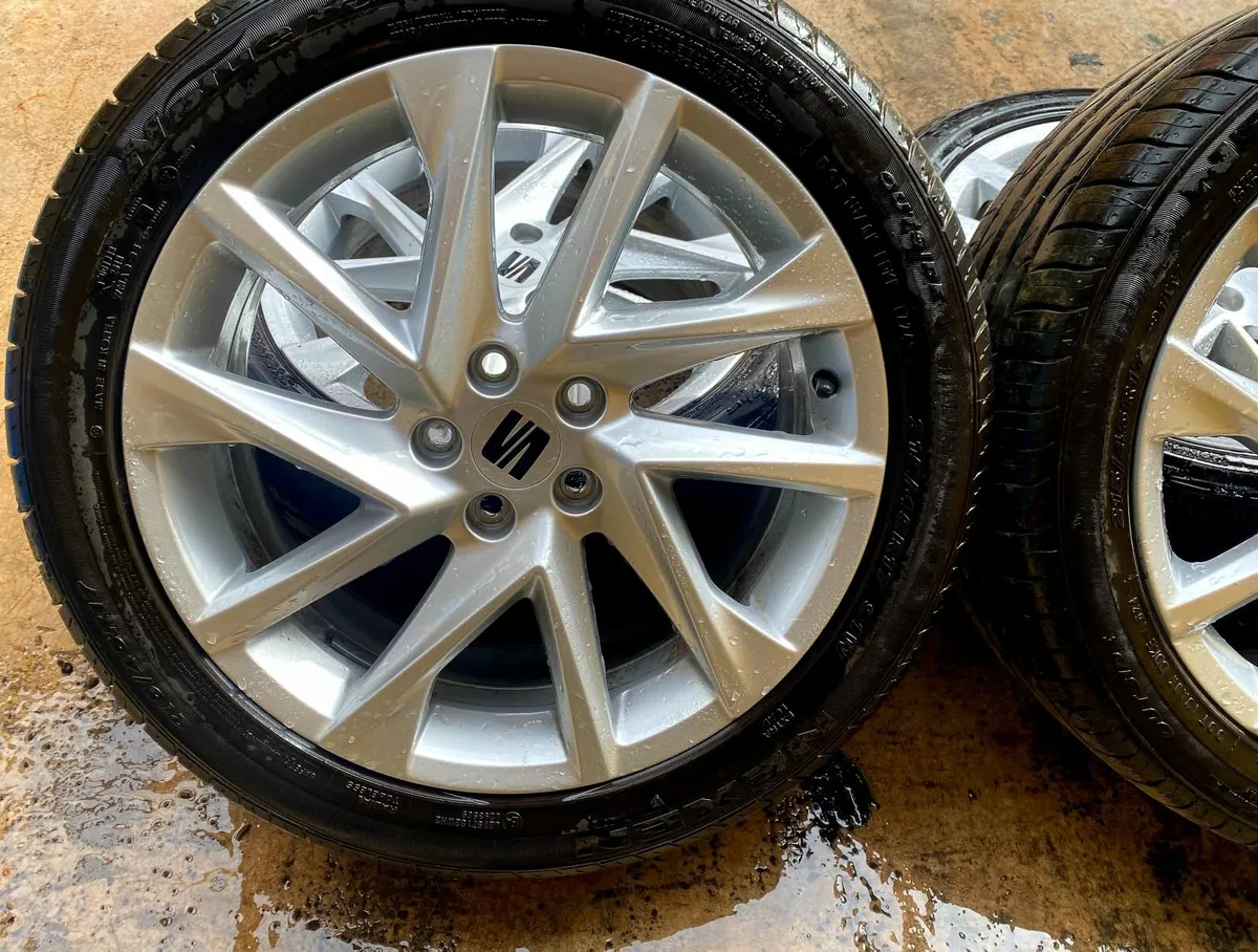 Genuine 5x112 Leon 17inch Alloys + Tyres Like New - Image 3