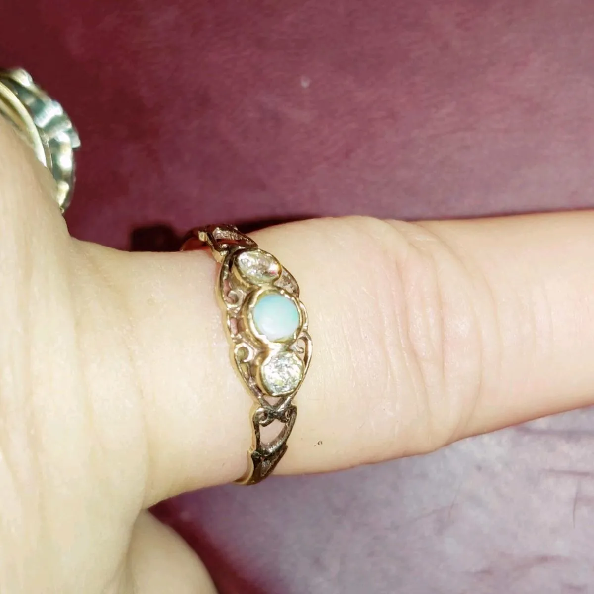 OPAL CELTIC KNOT, 9CT Gold Vintage Dress Ring ! - Image 3