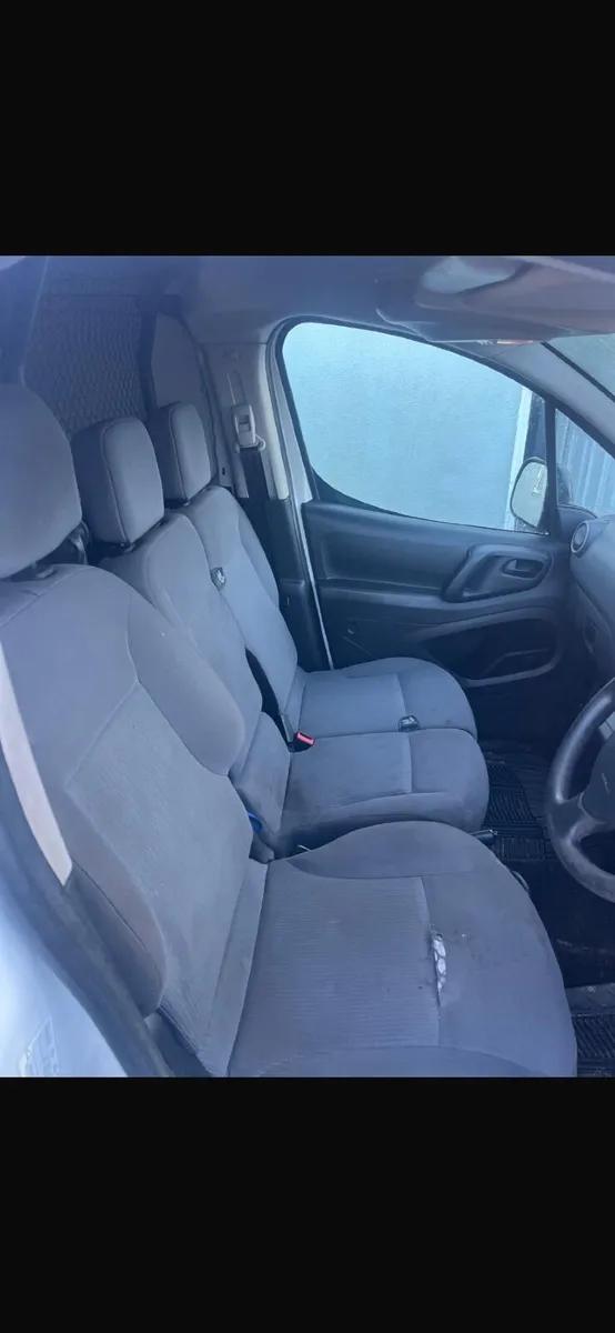 Automatic Peugeot Partner 2016 - Image 4